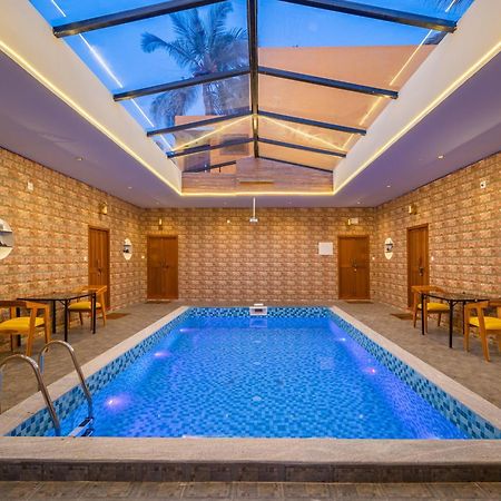 Teak Leaf Gateway Villa With Swimming Pool Indoor Games Kālapettai Exterior foto