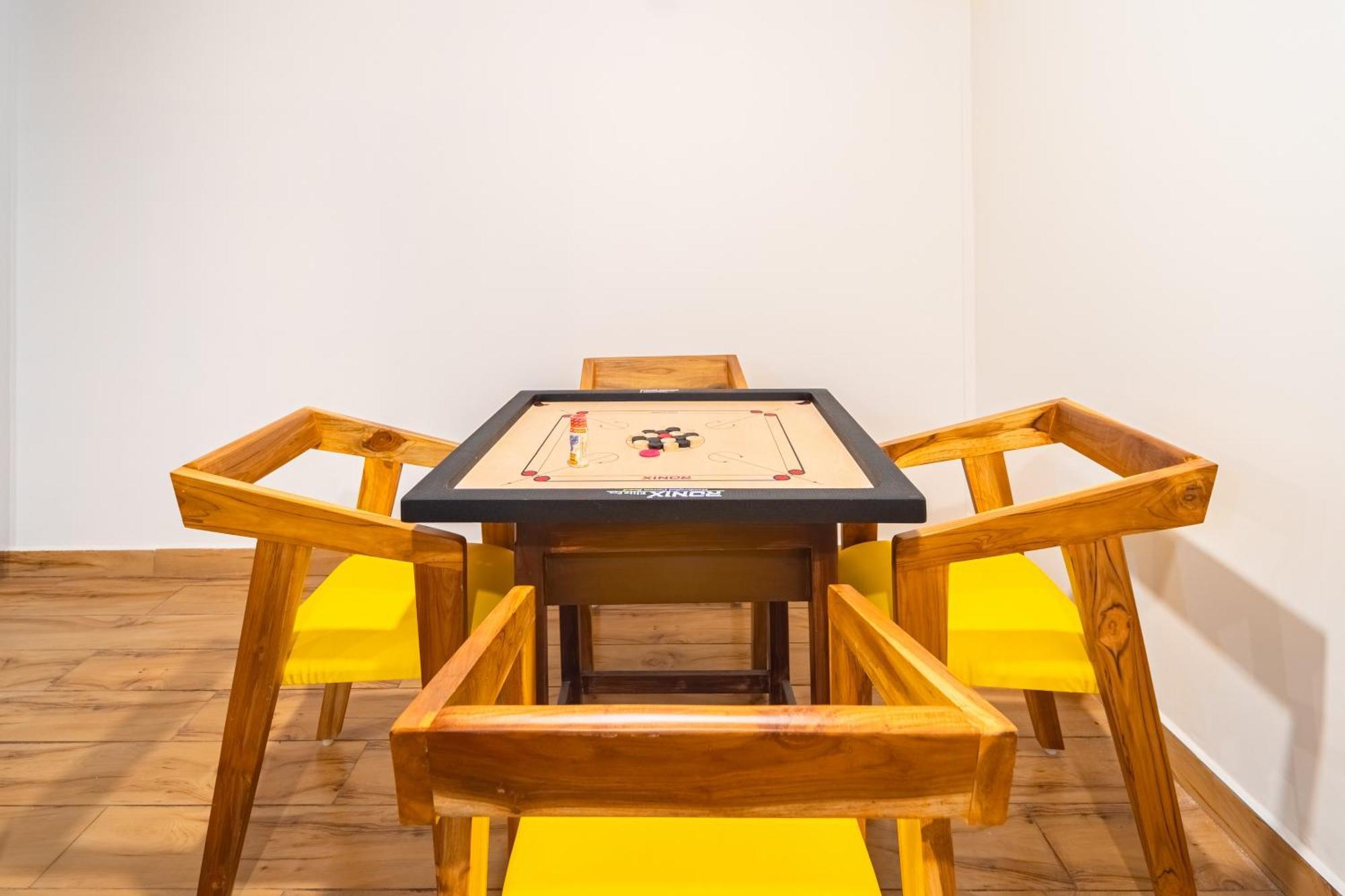 Teak Leaf Gateway Villa With Swimming Pool Indoor Games Kālapettai Exterior foto