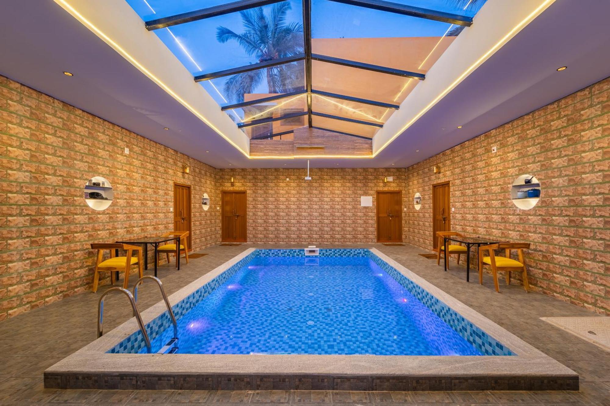 Teak Leaf Gateway Villa With Swimming Pool Indoor Games Kālapettai Exterior foto