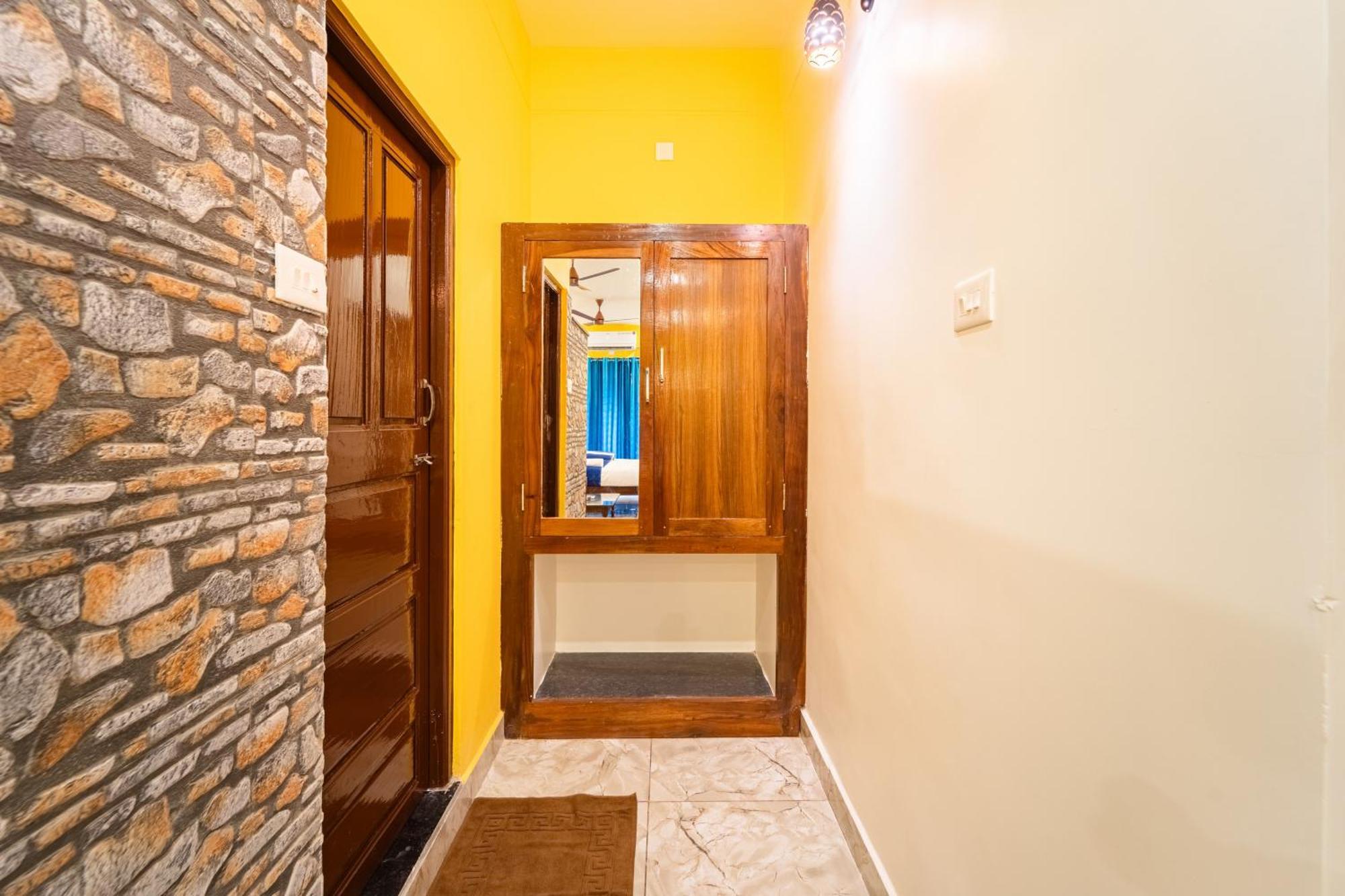Teak Leaf Gateway Villa With Swimming Pool Indoor Games Kālapettai Exterior foto